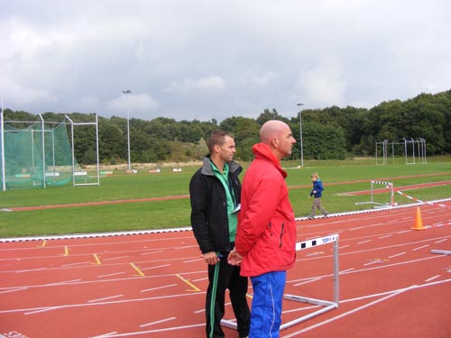 2012_1002_070337
